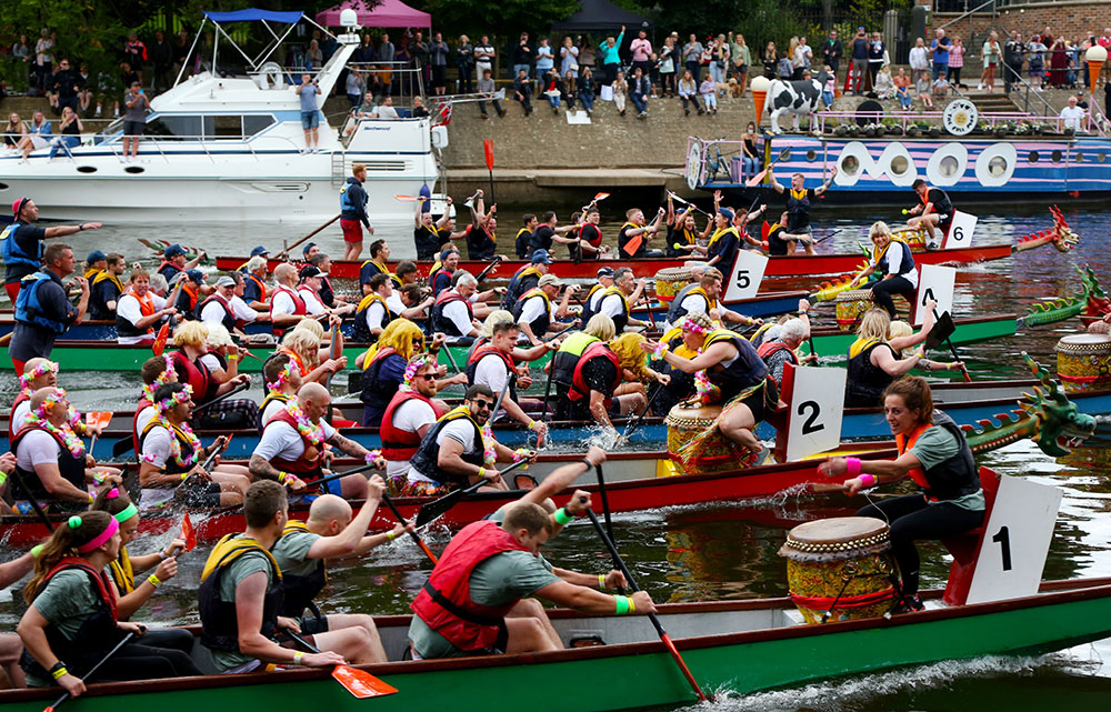 Video And Pix Yorks Dragon Boat Race Makes A Splash As It Returns To