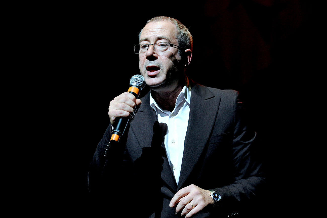 ben-elton-to-gig-in-york-as-part-of-first-tour-for-10-years-yorkmix