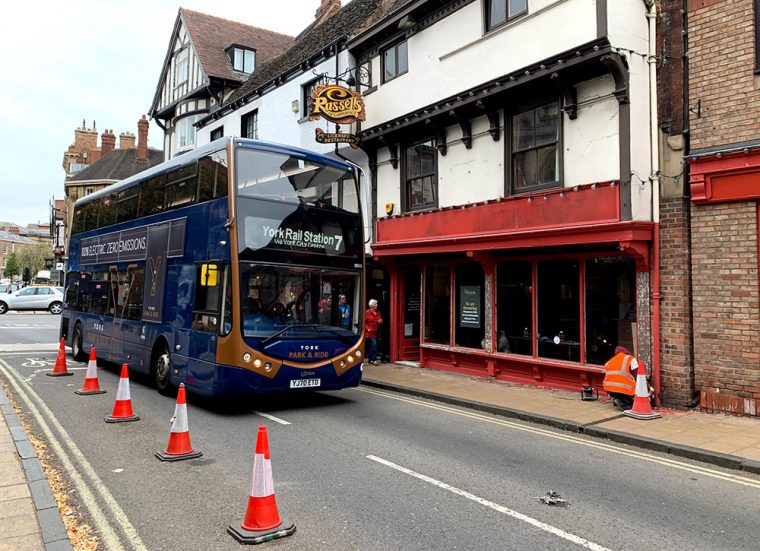 number 7 bus york