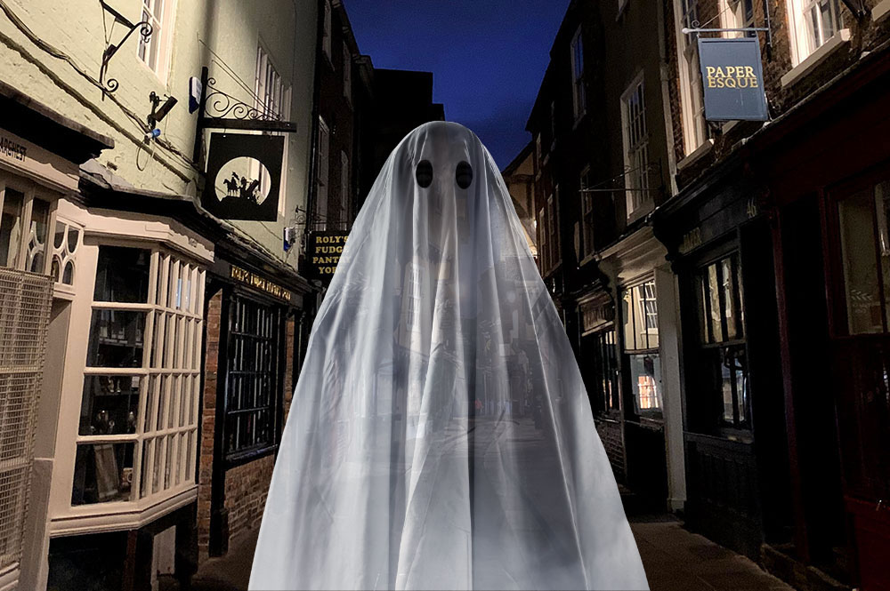 ghost walking tour england