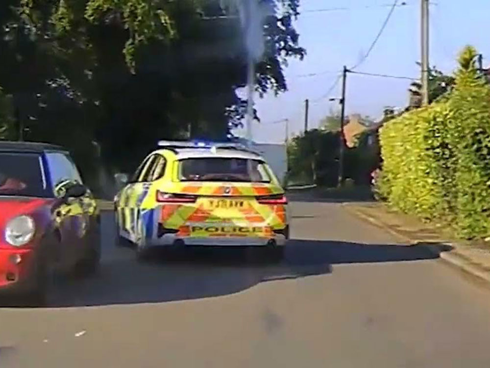 Watch: Raiders ram police cars during high speed pursuit through Ryedale villages 