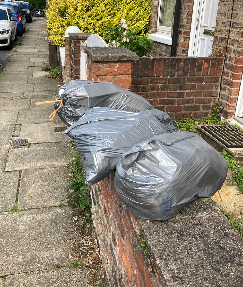 https://yorkmix.com/wp-content/uploads/2023/07/dale-street-york-bin-bags-3.jpg